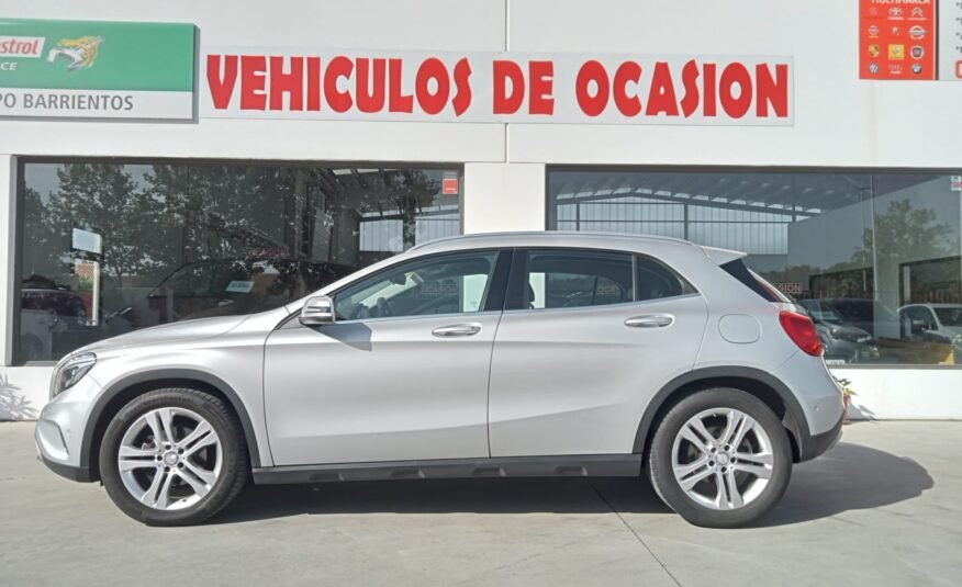 MERCEDES-BENZ Clase GLA 200 d Urban 5p.