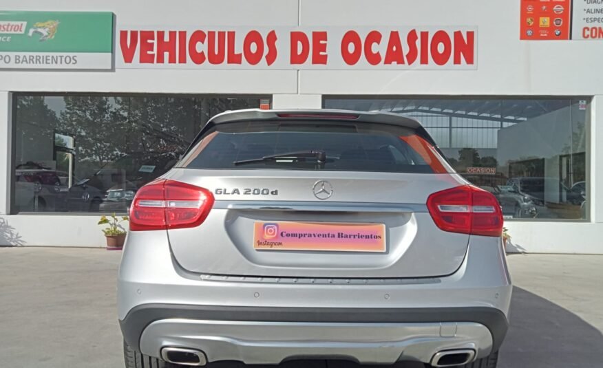 MERCEDES-BENZ Clase GLA 200 d Urban 5p.